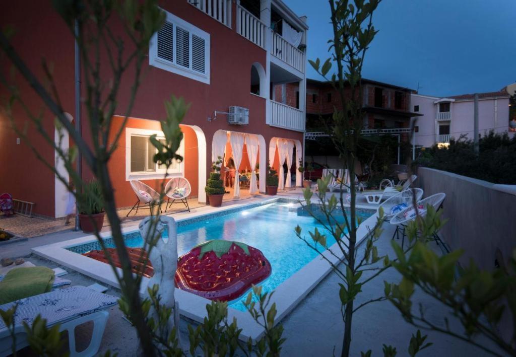 Villa J&J Apartments Residence With Swimming Pool Podstrana Exteriér fotografie